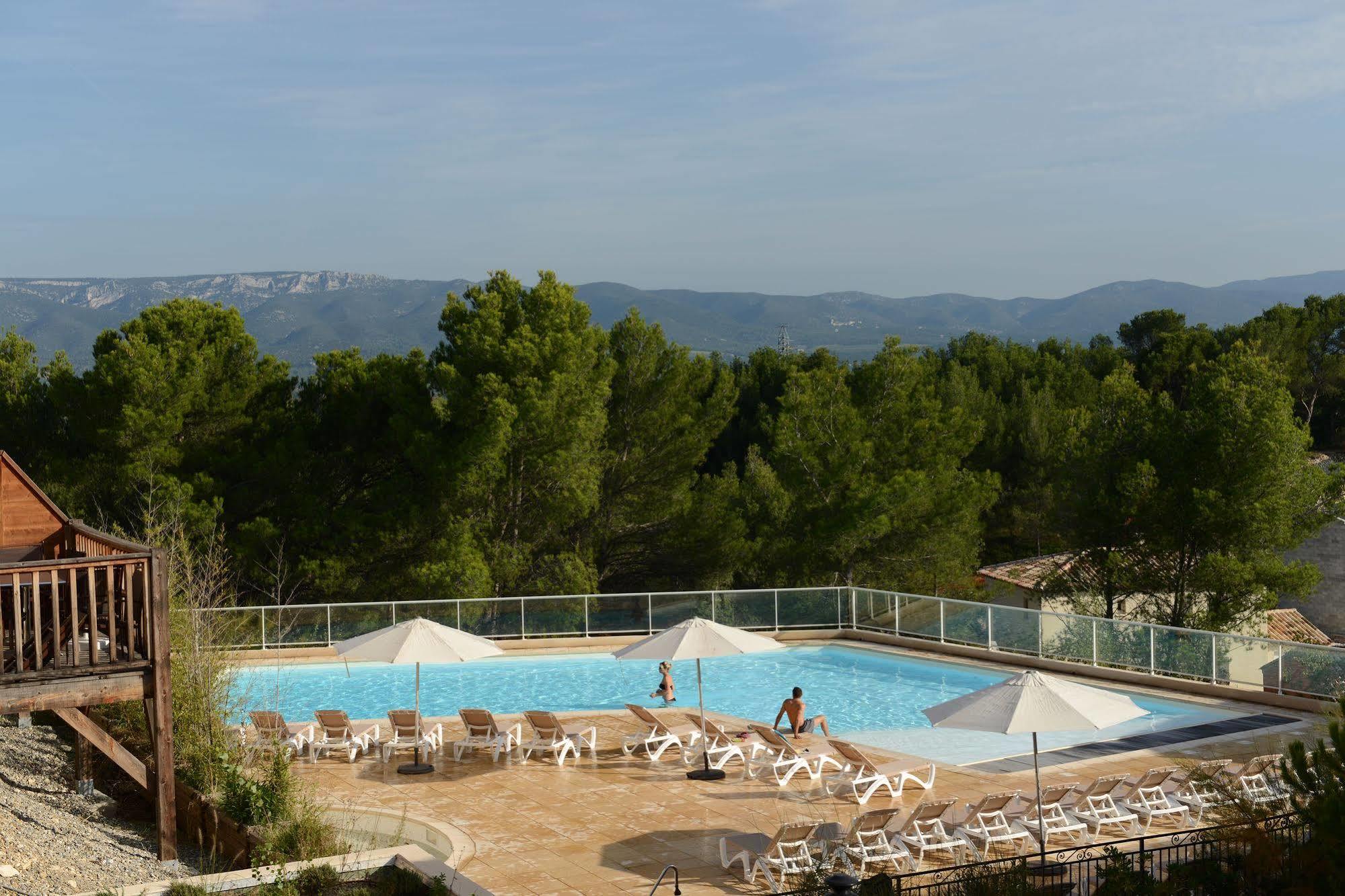 Residence Pierre & Vacances Les Coteaux De Pont-Royal Mallemort Bagian luar foto